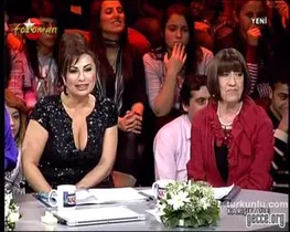 Nilgün Belgun – seksi videoları – Karışık Aile - Turkunlu üzerinde izle