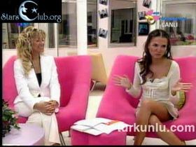 Ebru Akel – vurucu anları – Ben Evleniyorum - Turkunlu üzerinde izle