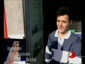 Deniz Akkaya – sıcak anları – Bana Evet de - Turkunlu üzerinde izle