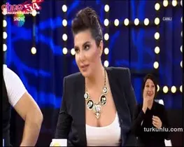 Ebru Yaşar – cesur görüntüleri – Makina Kafa, 2013-11-05 - Turkunlu üzerinde izle