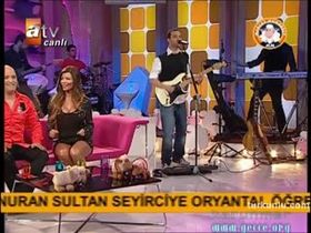 Nuran Sultan – ateşli sahnesi – Maksat Muhabbet - Turkunlu üzerinde izle