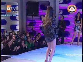 Nuran Sultan – kışkırtıcı anları – Maksat Muhabbet - Turkunlu üzerinde izle