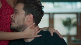 Aynen Aynen – seksi anları – S1 B5 - Turkunlu üzerinde izle