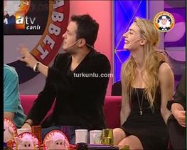 Tuba Ünsal – sıcak anları – Maksat Muhabbet - Turkunlu üzerinde izle