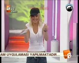 Ece Erken – seksi anları – Mavi Şeker, 2009-02-19