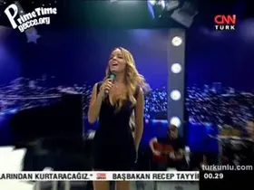 Bengü – seksi anları – Saba Tümer'le Bu Gece - Turkunlu üzerinde izle
