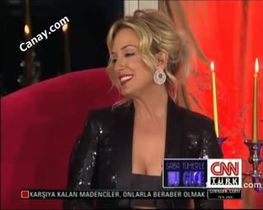 Saba Tümer – vurucu anları – Saba Tümer'le Bu Gece - Turkunlu üzerinde izle