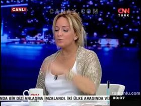 Saba Tümer – ateşli sahnesi – Saba Tümer'le Bu Gece - Turkunlu üzerinde izle