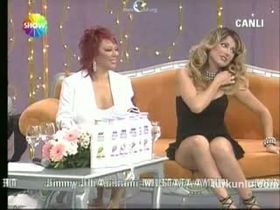 Dilek Pınar – dikkat çekici anları – Sabah Yıldızları - Turkunlu üzerinde izle