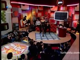 Zeynep Mansur – dikkat çekici anları – Zaga - Turkunlu üzerinde izle