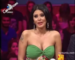 Ebru Polat – sıcak anları – Disko Kralı - Turkunlu üzerinde izle