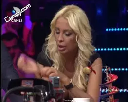 İrem Otuz – ateşli sahnesi – Disko Kralı - Turkunlu üzerinde izle