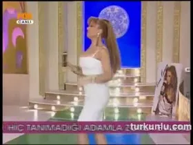 Esra Özmen – vurucu anları – Siz Mutlu - Turkunlu üzerinde izle