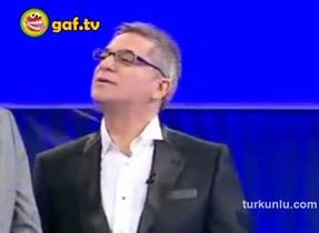 Mehmet Ali Erbil – vurucu anları – 50 Sarışın - Turkunlu üzerinde izle
