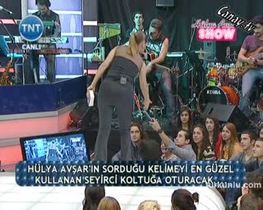 Hülya Avşar – show görüntüleri – Hülya Avşar Show - Turkunlu üzerinde izle
