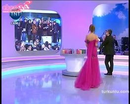 Irmak Atuk – dikkat çekici anları – Çarkıfelek, 2011-10-28