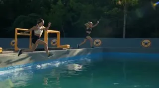 Exatlon Challenge Türkiye – seksi anları – 14.Bölüm - Turkunlu üzerinde izle