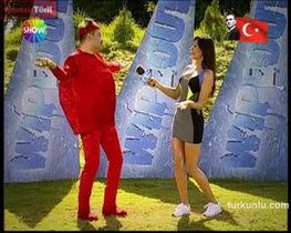 Asuman Krause – kışkırtıcı anları – Wipeout, 2011-05-19 - Turkunlu üzerinde izle