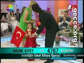 Nergis Kumbasar – kışkırtıcı anları – Yeniden Başlasın - Turkunlu üzerinde izle
