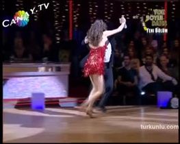 Azra Akın – dans görüntüleri – Yok Böyle Dans - Turkunlu üzerinde izle