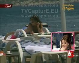 Aydan Şener – kışkırtıcı anları – Arım Balım Peteğim - Turkunlu üzerinde izle