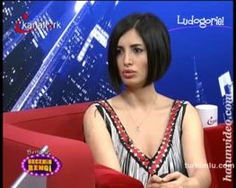 Başak Sayan – seksi videoları – Berrin'le Gecenin Rengi - Turkunlu üzerinde izle