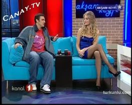 Fatoş Segmen – dikkat çekici anları – Akşam Keyfi - Turkunlu üzerinde izle