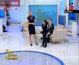 Petek Dinçöz – dikkat çekici anları – Arım Balım Peteğim, 2010-11-10 - Turkunlu üzerinde izle