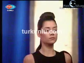 Cansu Dere – dikkat çekici anları - Turkunlu üzerinde izle