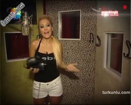 Pınar Darcan – dikkat çekici anları – Yemekteyiz - Turkunlu üzerinde izle