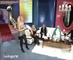 Petek Dinçöz – cesur görüntüleri – Arım Balım Peteğim