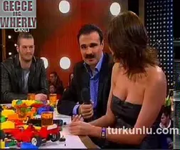Seray Sever – seksi anları – TV Makinası - Turkunlu üzerinde izle