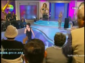 Yeliz Yeşilmen – vurucu anları – Arım Balım Peteğim - Turkunlu üzerinde izle