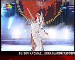 Doğa Rutkay – dans görüntüleri – Bak Kim Dans Ediyor, 2007-06-10 - Turkunlu üzerinde izle