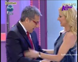 Buket Dereoğlu – seksi videoları – Açıl Susam Açıl - Turkunlu üzerinde izle