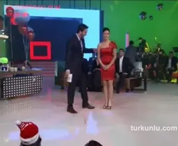 Nurgül Yeşilçay – show görüntüleri – Beyaz Show - Turkunlu üzerinde izle