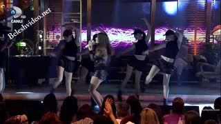 Atiye – show görüntüleri – Beyaz Show, 2013-05-24 - Turkunlu üzerinde izle