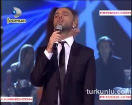 Okan Bayülgen – show görüntüleri – Beyaz Show - Turkunlu üzerinde izle