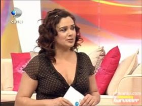 Esra Ceyhan – kışkırtıcı anları – Esra Ceyhan'la - Turkunlu üzerinde izle