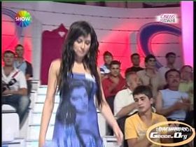  – seksi anları – Güzel ve Dahi - Turkunlu üzerinde izle