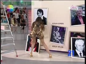  – seksi anları – Güzel ve Dahi - Turkunlu üzerinde izle