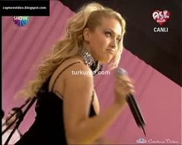 Yeliz Yeşilmen – kışkırtıcı anları – Aşk Olsun - Turkunlu üzerinde izle