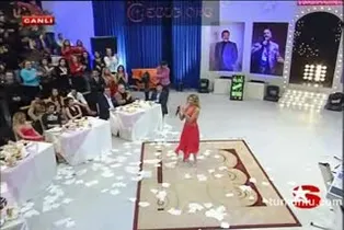 Seniha Kanatlı – cesur görüntüleri – Yıldız Yağmuru