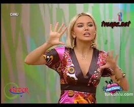 Ece Erken – cesur görüntüleri – Aşk Oyunu - Turkunlu üzerinde izle
