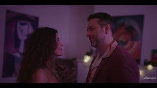 Enfes Bir Akşam – sıcak anları – S1 B8 - Turkunlu üzerinde izle