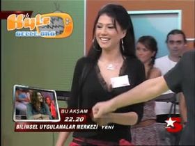 Seniha Kanatlı – sıcak anları – Serdar Ortaç'la Hep Beraber