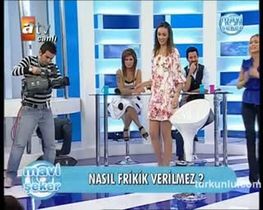 Ebru Öztürk – sıcak anları – Mavi Şeker - Turkunlu üzerinde izle