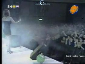 Hande Yener – seksi anları – BBG - Turkunlu üzerinde izle