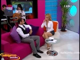 Nilüfer Kurt – show görüntüleri – Nilüfer Kurt'la Show Zamanı - Turkunlu üzerinde izle