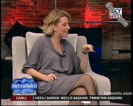 Berfu Hasioglu – sıcak anları – Mevzubahis - Turkunlu üzerinde izle